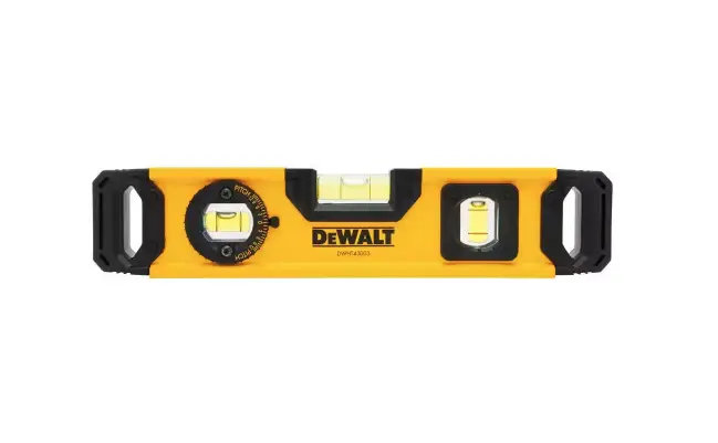 Dewalt Dwht43003 9-Inch Magnetic Torpedo Level 1