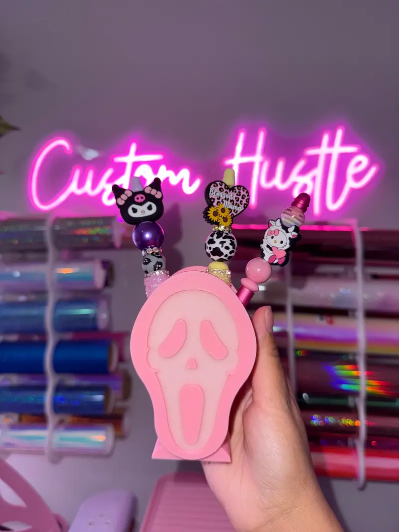 Glow-In-The-Dark Ghostface Brush & Pen Organizer 1