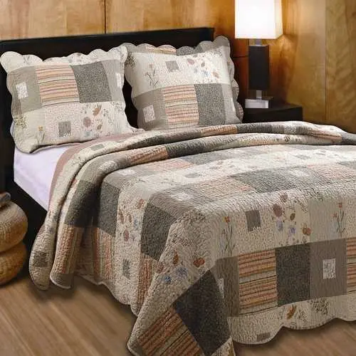 Southwest Floral Quilt Set – King Size, 100% Cotton With Matching Shams 1