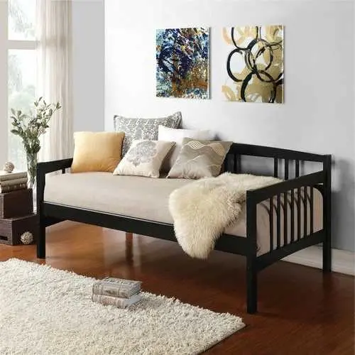 Twin Solid Wood Daybed Frame With Supportive Slats 1