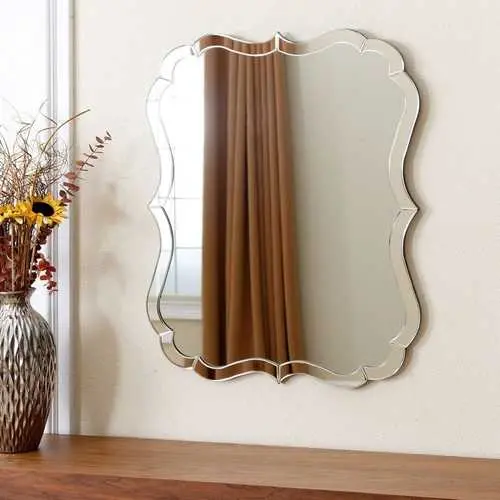 Venetian-Inspired Curved Wall Mirror In Metallic Silver Finish 1